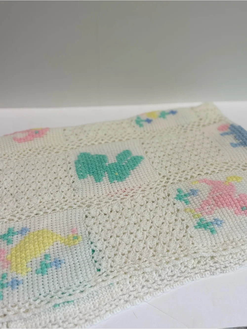 Vintage Handmade Animal Crochet Baby Blanket Cross Stitch 28x38” Unisex Pastel‎